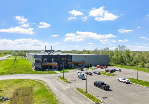 Bâtiment Industriel à vendre - 66 Rue Unifix, Bromont, J2L 1N5