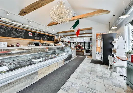 Propriété commerciale à vendre - 60 Boul. de Bromont, Bromont, J2L 2K3