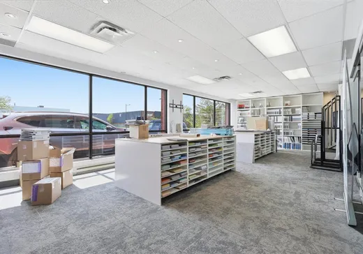 Industrial Building for Sale - 8905 Boul. Henri-Bourassa O., Montreal (Ahuntsic/Cartierville), H4S 1P7