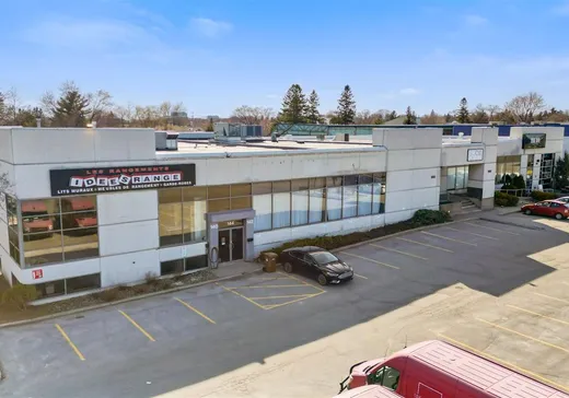 Commercial Property for Sale - 140-156 Boul. des Laurentides, Laval (Pont-Viau), H7G 2T5