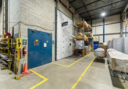 Industrial Building for Sale - 2161 Rue Tanguay, Magog, J1X 5Y5