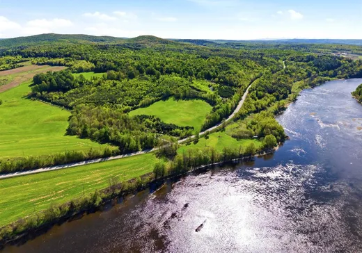 Ferme à vendre - 97-640 Route 243, Saint-Félix-de-Kingsey, J0B 2T0