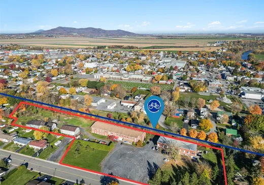 Propriété commerciale à vendre - 1006-1010 Av. Denicourt, Saint-Césaire, J0L1T0