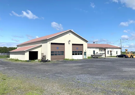 Propriété commerciale à vendre - 1590 Route 141, Coaticook, J1A 2S5