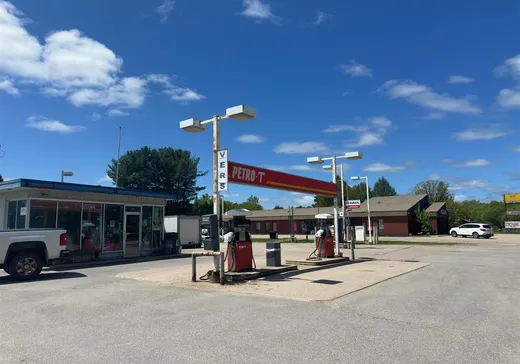 Commercial Property for Sale - 265 Rue Principale, Mansfield-et-Pontefract, J0X 1R0