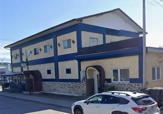 Propriété commerciale à vendre - 13-23 Rue du Pont, Mont-Tremblant, J0T1H0