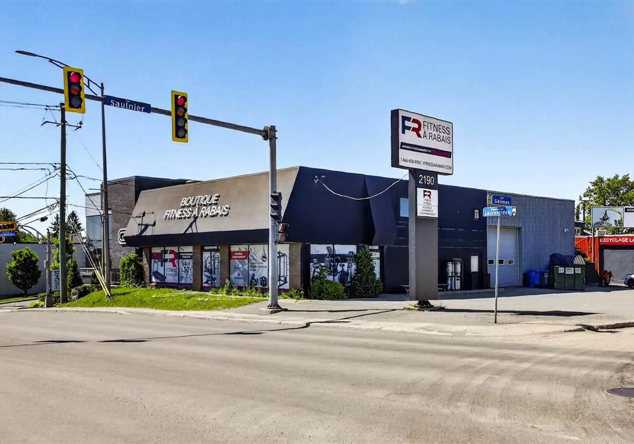 2190 Boul. des Laurentides — photo 1