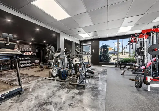 Commercial Property for Sale - 2190 Boul. des Laurentides, Laval (Vimont), H7M 3S9