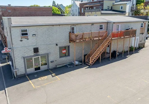 Propriété commerciale à vendre - 15 Rue Dollard, Rivière-du-Loup, G5R 1T3