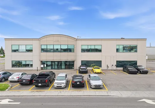 Commercial Condo for Sale - 4000 Boul. Le Corbusier, App. 201, Laval (Sainte-Rose), H7L 5R2