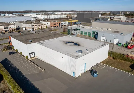 Industrial Building for Sale - 5510 Rue Maurice-Cullen, Laval (Saint-François), H7C 2T3