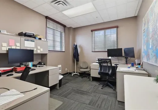 Industrial Building for Sale - 1010 Place Verner, Laval (Laval-sur-le-lac), H7C 0K9