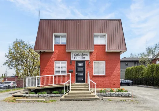 Propriété commerciale à vendre - 173 Rue Denison E., Granby, J2G4C4