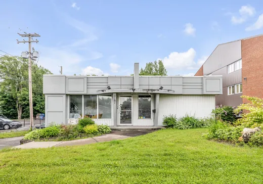 Propriété commerciale à vendre - 3181 Boul. Père-Lelièvre, Les Saules, G1P2Y3