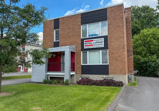 Commercial Property for Sale - 450 Rue St-Pierre, Drummondville, J2C 3W1