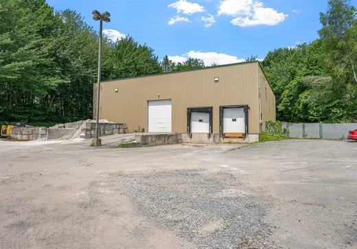 Commercial Property for Sale - 68 Rue Robichaud, Granby, J2H 0W6