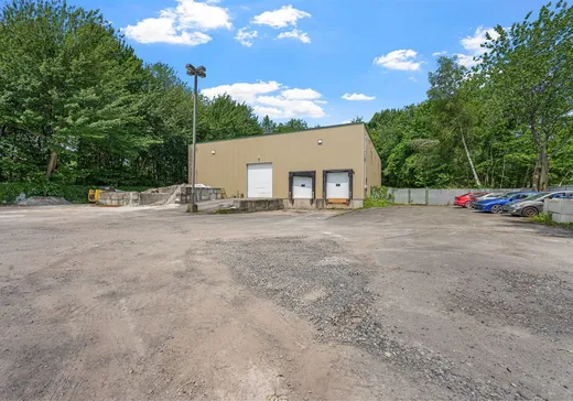 Commercial Property for Sale - 68 Rue Robichaud, Granby, J2H 0W6