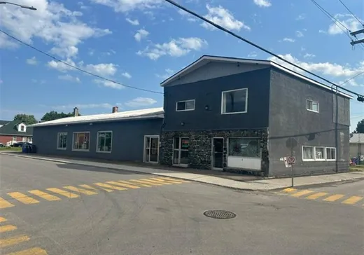 Commercial Property for Sale - 171 Rue Principale, Fort-Coulonge, J0X 1V0