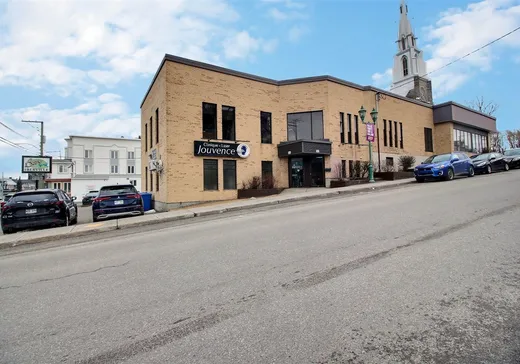 Commercial Property for Sale - 10 Rue Beaubien, Rivière-du-Loup, G5R 1H7