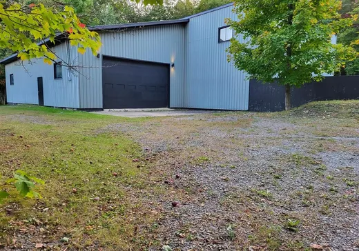 Commercial Property for Sale - 457 Rue de la Septaco, Brownsburg-Chatham, J8G 1L3