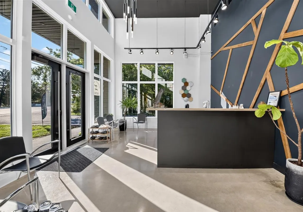 501 Boul. du Curé-Labelle — photo 2