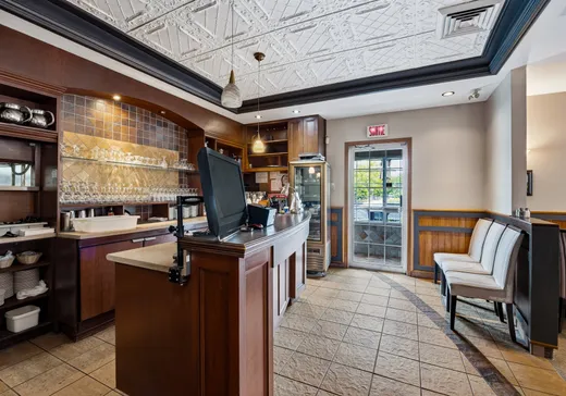 Propriété commerciale à vendre - 454 Boul. Lacombe, Repentigny, J5Z 2Z6