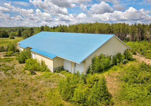 Propriété commerciale à vendre - 241 Rue Principale, Trois-Rives, G0X2C0