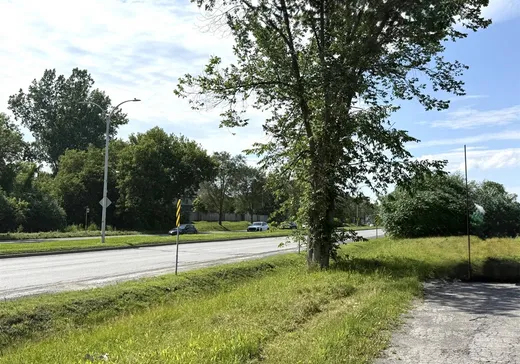 Propriété commerciale à vendre - 1701 Boul. des Sources, Pointe-Claire (Île de Montréal), H9R 5A2