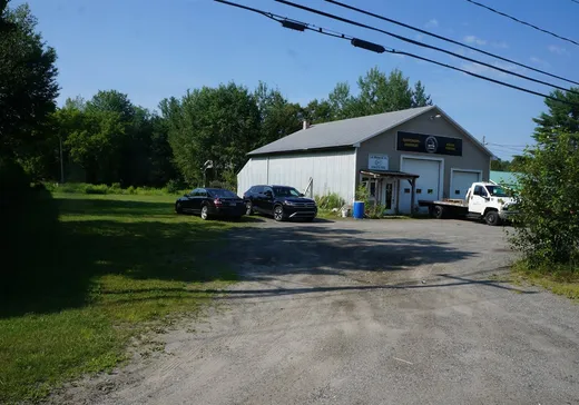 Propriété commerciale à vendre - 127 Rue Junction, Ulverton, J0B1E0