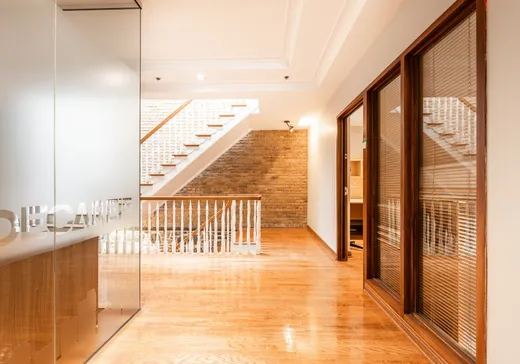 Propriété commerciale à vendre - 4434 Rue Ste-Catherine O., Montréal (Centreville), H3Z 1R2