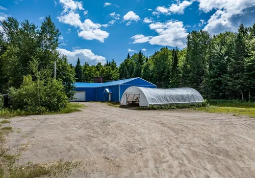Commercial Property for Sale - 1941 Av. Principale, St-Élie-de-Caxton, G0X 2N0