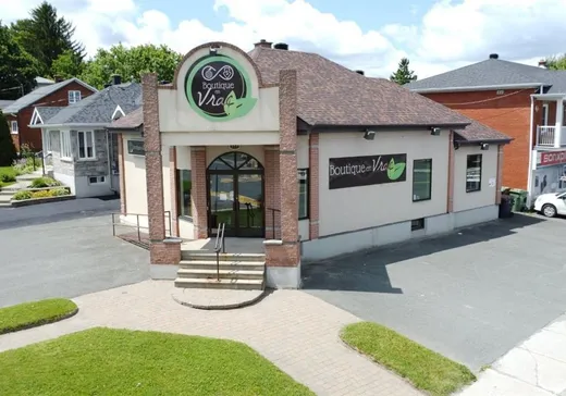 Propriété commerciale à vendre - 350 1re Avenue, Val des Sources, J1T1Y9