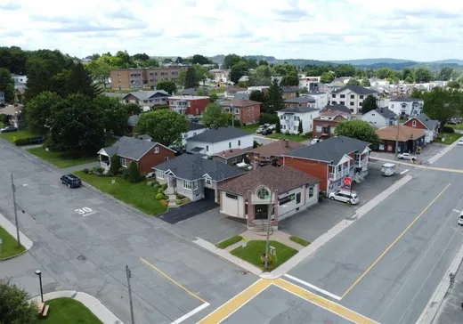 Propriété commerciale à vendre - 350 1re Avenue, Val des Sources, J1T 1Y9