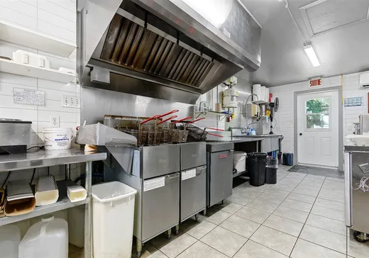 Propriété commerciale à vendre - 470 Route 309, Val-des-Bois, J0X 3C0