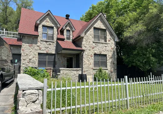 Propriété commerciale à vendre - 205 Boul. des Laurentides (205C), Laval (Duvernay), H7G 2T7
