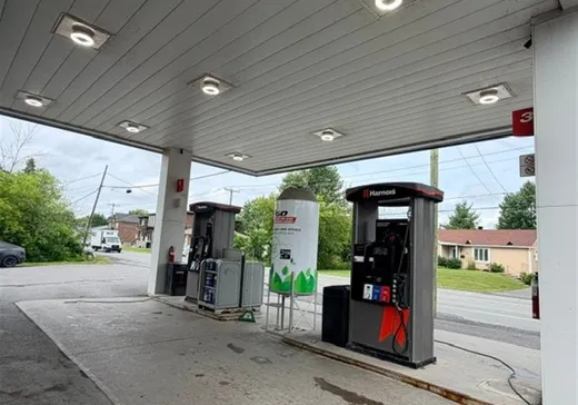 Commercial Property for Sale - 130 Route 104, Saint-Jean-sur-Richelieu, J2X 1H1