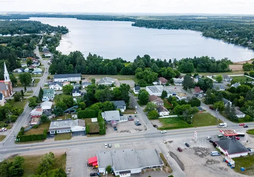 Propriété commerciale à vendre - 700 Route de Lac-à-la-Tortue, Shawinigan, G0X 1L0