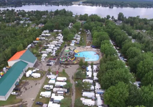 Propriété commerciale à vendre - 5431 Av. du Tour-du-Lac, Shawinigan, G0X1L0