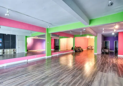 Propriété commerciale à vendre - 4623-4625 Av. du Parc, Montréal (Centreville), H2V 4E4