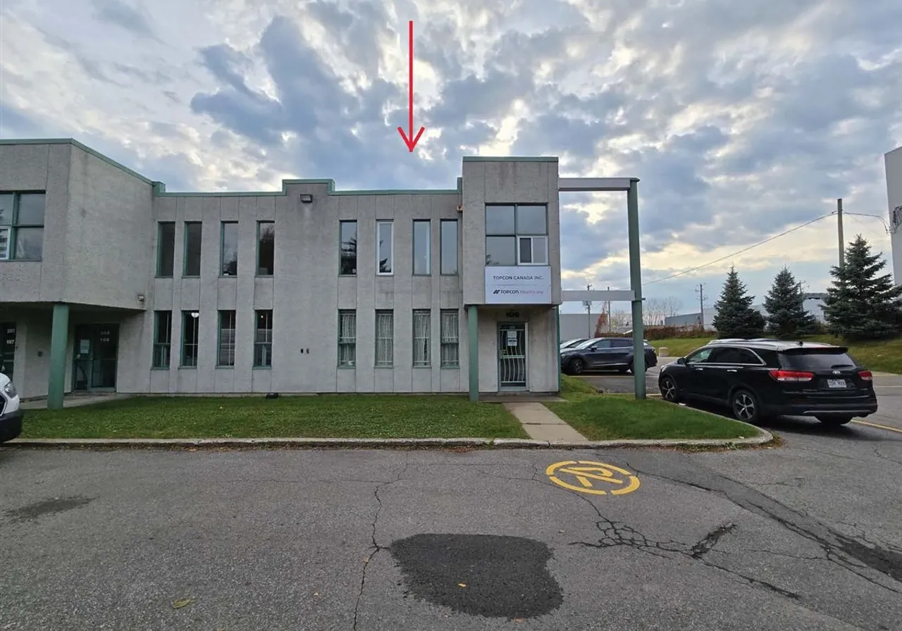 86 Boul. des Entreprises, App. 109 — photo 1