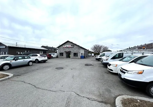 Propriété commerciale à vendre - 3235 Ch. d'Oka, Sainte-Marthe-sur-le-Lac, J0N 1P0