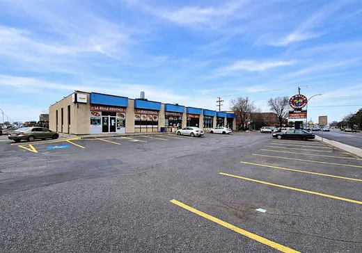 Propriété commerciale à vendre - 6955-6995 Rue Jarry E., Montréal (Saint-Léonard), H1P3B5
