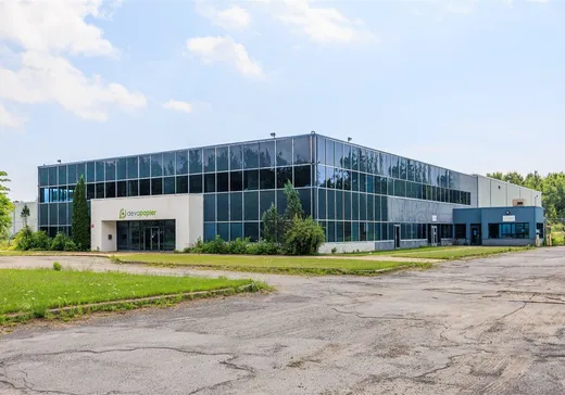 Bâtiment Industriel à vendre - 500 Rue Léger, Rivière-Beaudette, J0P 1R0