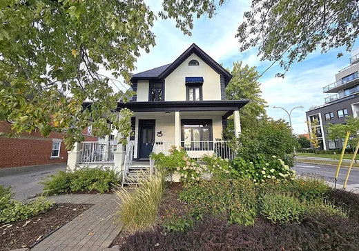 Propriété commerciale à vendre - 144 Boul. Curé-Labelle, Laval (Sainte-Rose), H7L2Z4