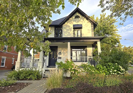 Propriété commerciale à vendre - 144 Boul. Curé-Labelle, Laval (Sainte-Rose), H7L 2Z4