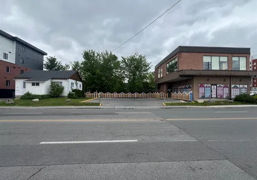 Propriété commerciale à vendre - 3955-3967 Boul. Notre-Dame, Laval (Chomedey), H7W 1S8