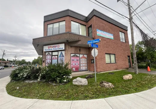 Propriété commerciale à vendre - 3955-3967 Boul. Notre-Dame, Laval (Chomedey), H7W 1S8