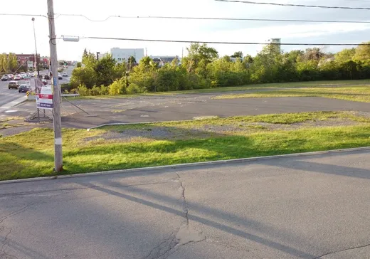 Commercial Property for Sale - 700 Boul. St-Joseph, Drummondville, J2C 2C2