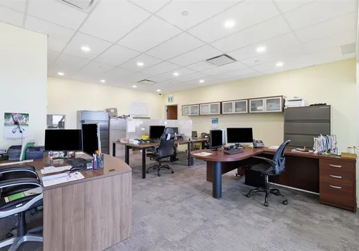Propriété commerciale à vendre - 4744 Rue Louis-B.-Mayer, App. 111, Laval (Fabreville), H7P 0L9