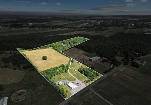 Propriété commerciale à vendre - 62Z-68Z Route Ste-Caroline, Ste-Claire, G0R 2V0